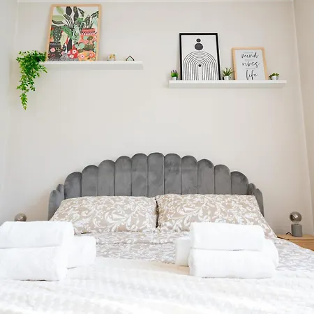Apartment Blu Iris Lesa